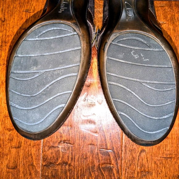 Clarks Bendables Julia Saint Mule Women's Sz 9.5 M Brown Suede Clog Heel 83379 - Picture 10 of 12